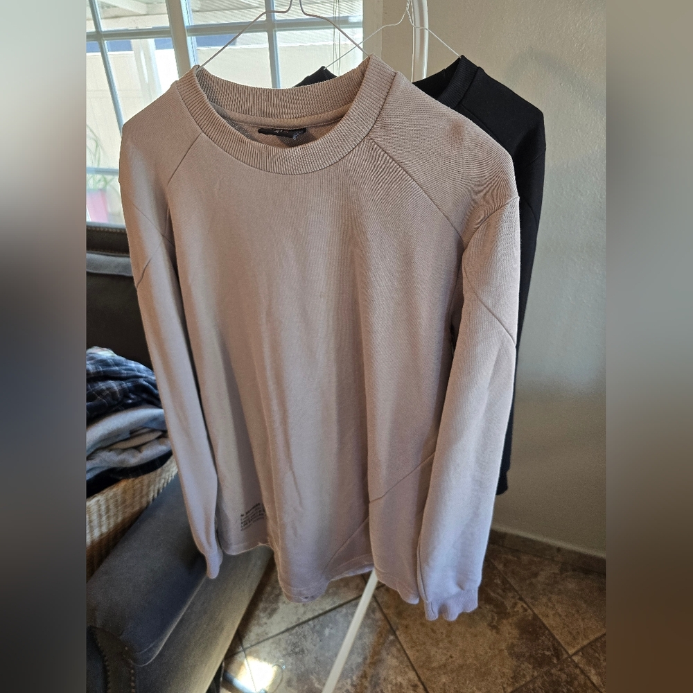Men's Beige Long Sleeve Crewneck YoungLA